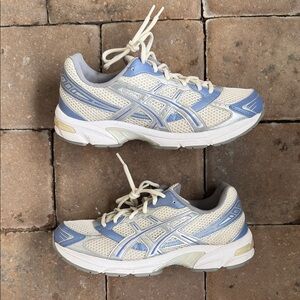 ASICS GEL-1130 Light Blue and White Athletic Running Shoes